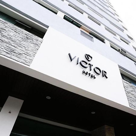 The Victor Hotel Макати Экстерьер фото